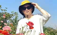 WRITE AS 两团打肿